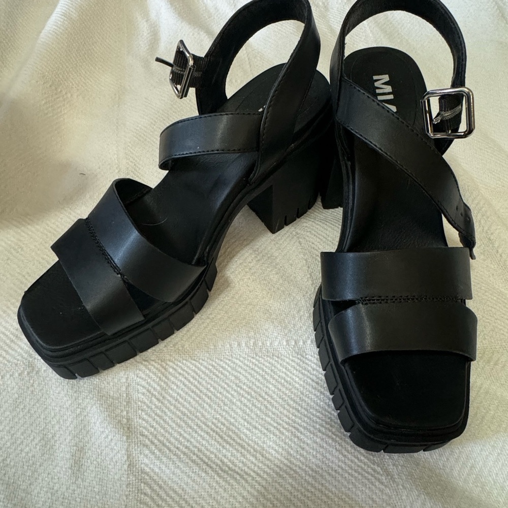 MIA Platform Heels Lug Sole